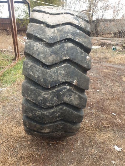 Продам шины 23.5-25