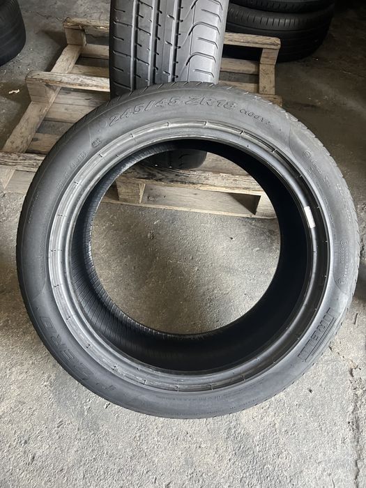 4 anvelope vara 275/40/18+245/45/18 Pirelli!