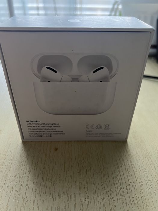 Apple AirPods pro оригинални