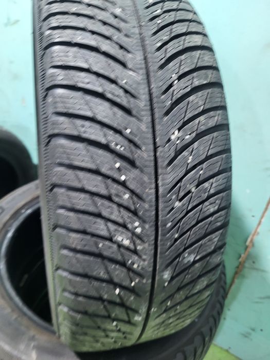 4 бр зимни 205/55/17 michelin