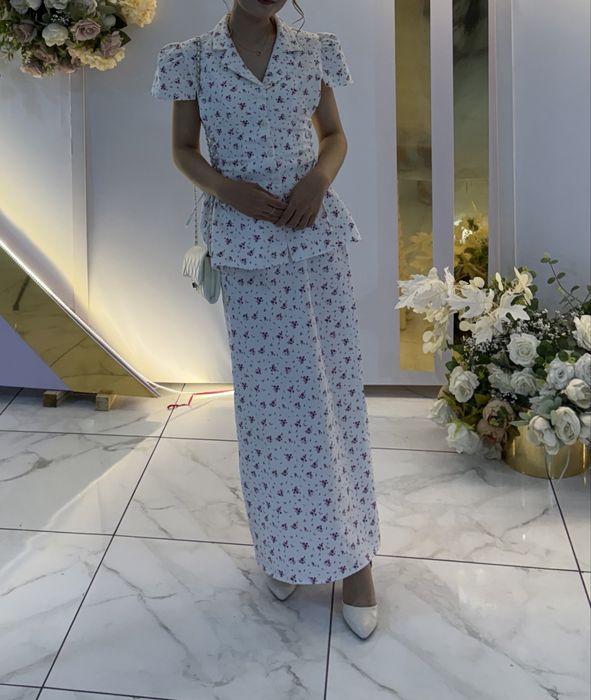 Двойка красивая 42размер