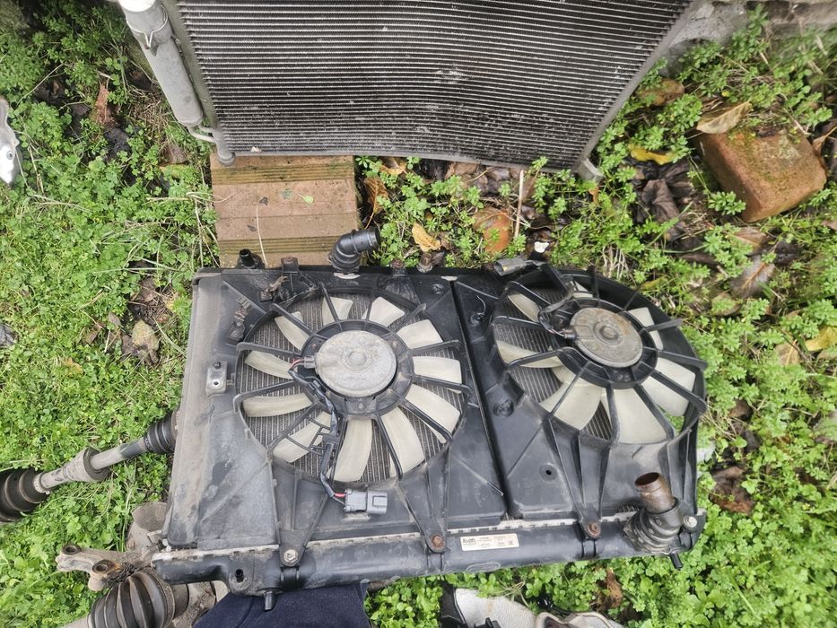 Honda FRV 2.2 140кс