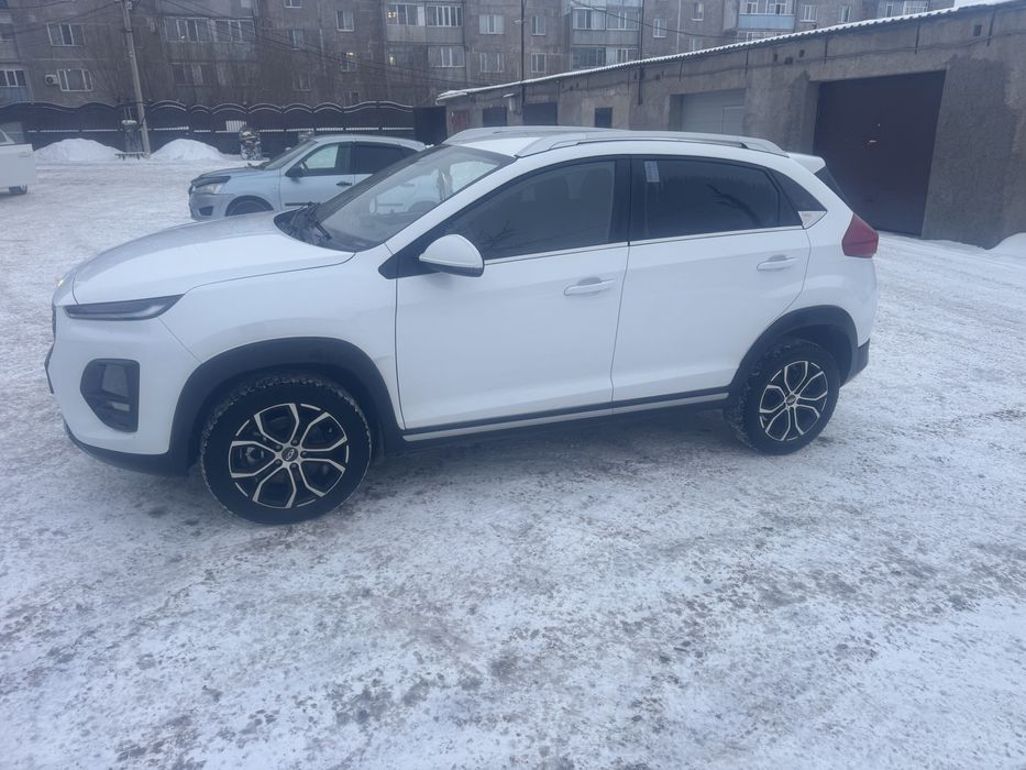 Продам машину Chery tiggo 2