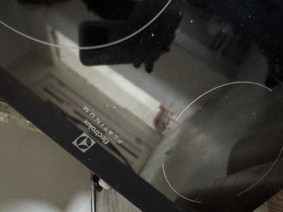 Продаю элетроплиту