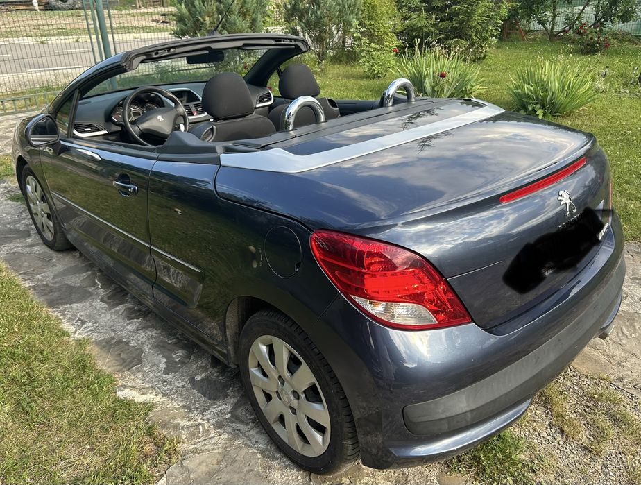 Peugeot 207 cabrio-km putini, impecabila