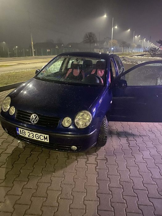 Volkswagen polo 1.2 BENZINĂ