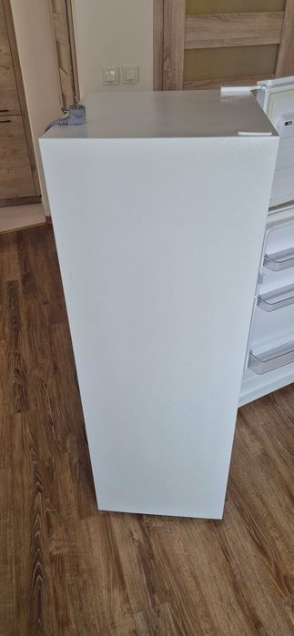 Хладилник с горен фризер MIDEA MDRT294FGE01