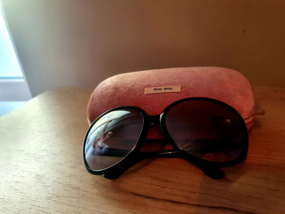 Vand ochelari de soare prada dama