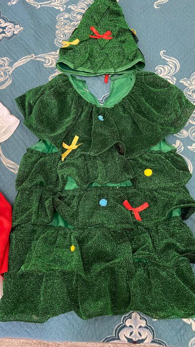 Продам костюм елки для девочки и
