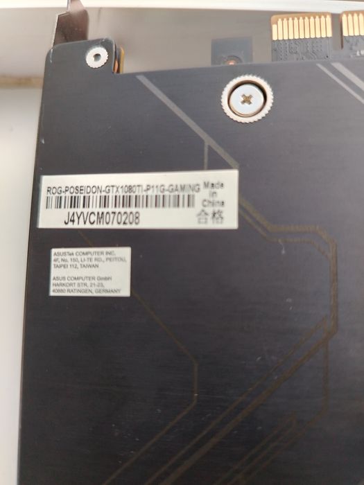 Placa video Asus Poseidon