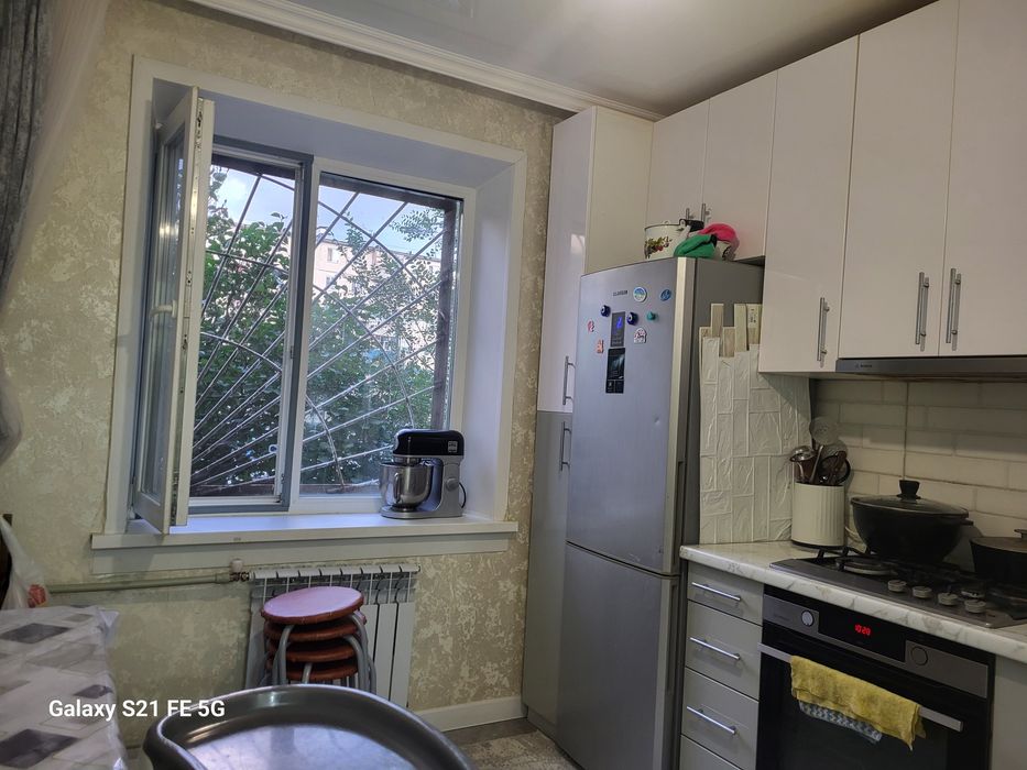 Продам 4комн квартиру по адресу 6микр 85 дом