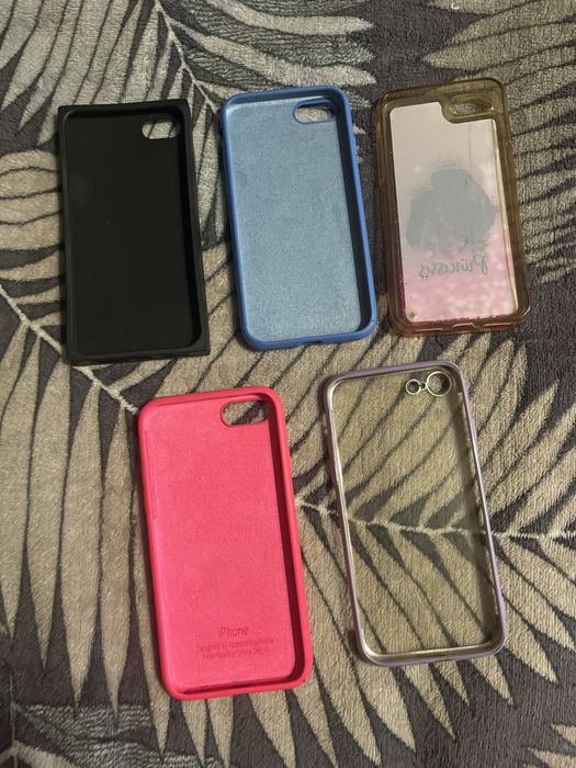 Продам чехлы на 8 айфон