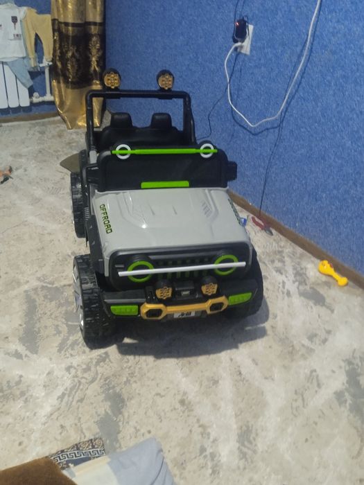 Detiski moshina  OFFROAD. 70-kg gacha lik