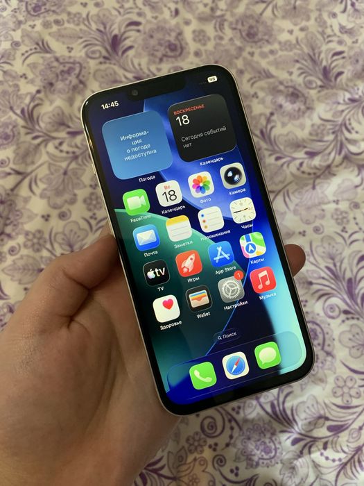 Айфон 13 256гб классный