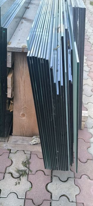 Vând sticla securizată
