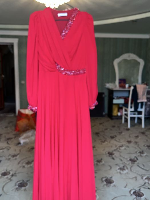 Платея красное женское