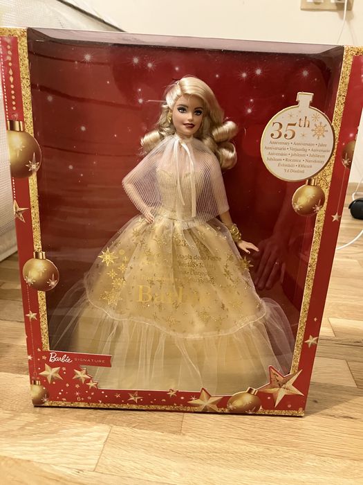 Колекционерска кукла Holiday Barbie 2023