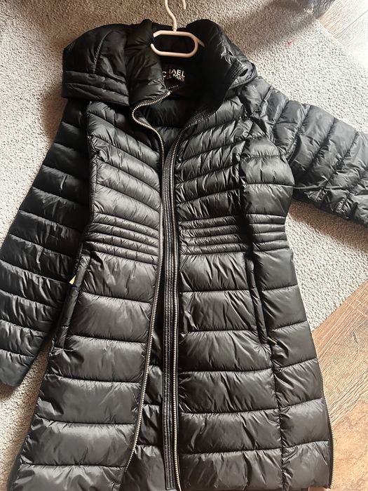 Яке Michael kors оригинал ново