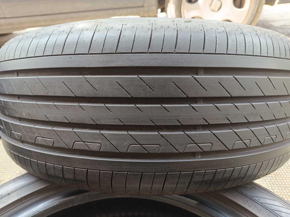 4 БРОЯ летни гуми 18 ' цола 215  50  R18 GOODYEAR