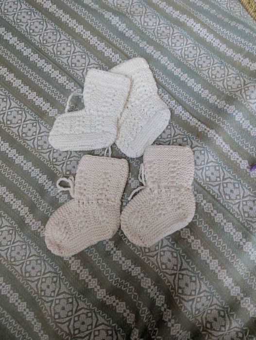 Бебешки терлички , ръчно плетени