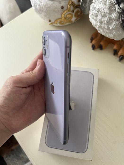 Продам iPhone 11 64 gb