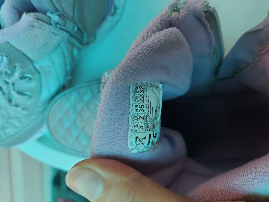 Кроссовки ботинки Sketchers для девочки 35 размер