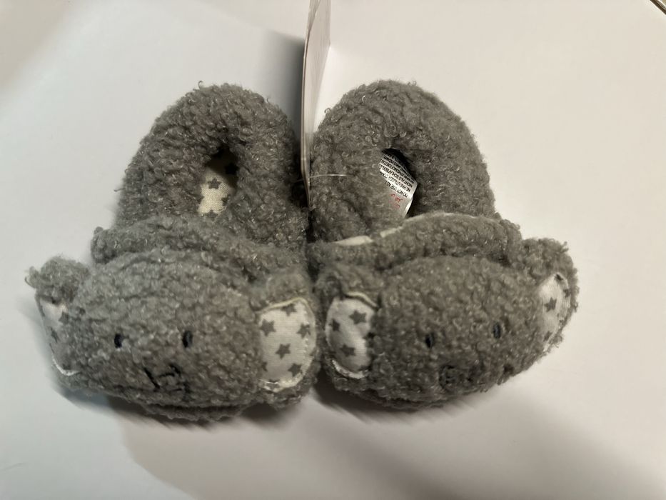 Бебешки пантофи зимни  Baby Mothercare чисто нови с етикет