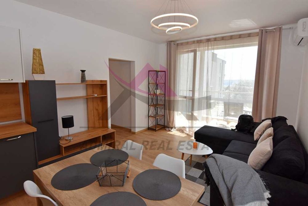 Дава се под наем Двустаен апартамент в Варна, Изгрев - 52 кв.м за 548.25 € - Снимка #3