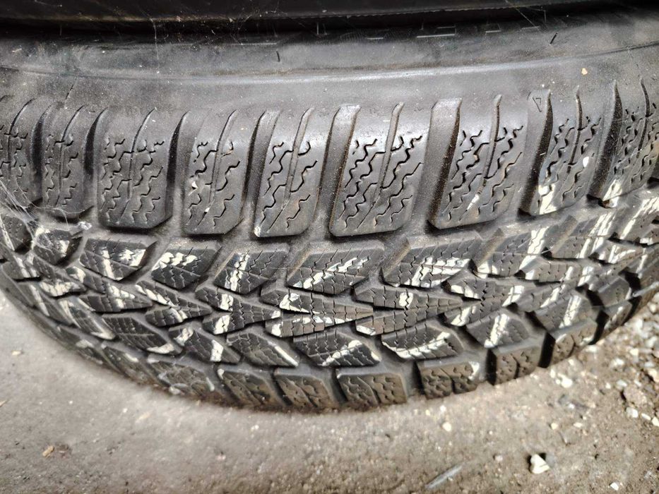 4бр.Зимни гуми 185/65/15 Dunlop Winter Response