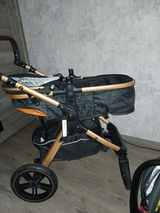 Детская коляска трансформер с рождения