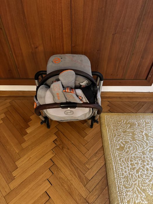Cybex Eezy S Twist 2 | Rotire 360° | Compact | Până la 22 kg