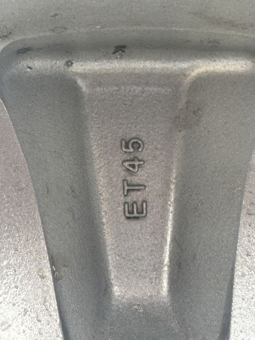 Литьё на шипованной резине прадо 150 R17