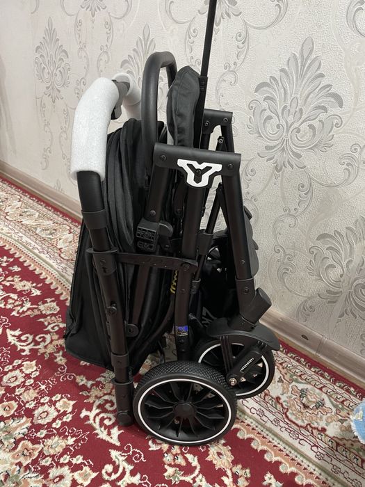 Новая детская коляска