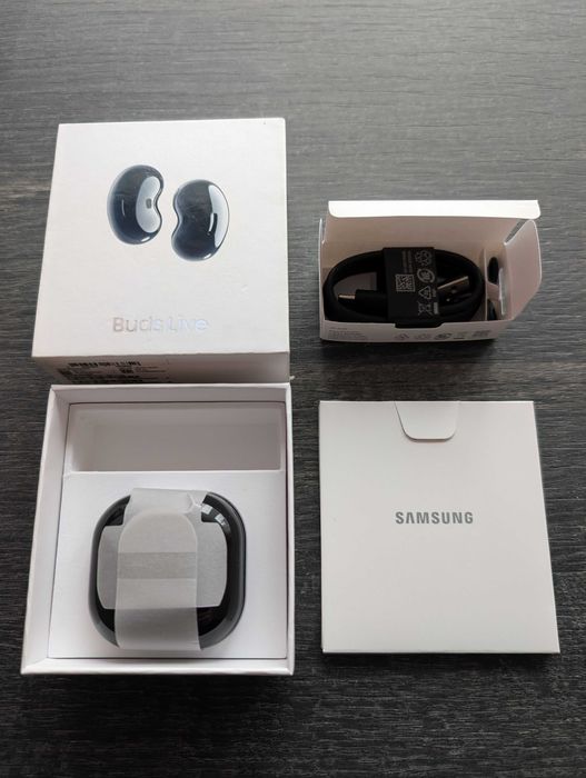 Samsung Galaxy Buds Live | Mystic Black, AKG, In-Ear, Noise Cancelling