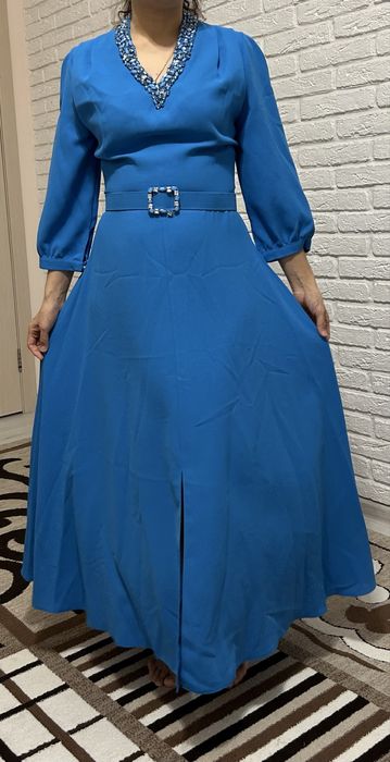 Вечерние платья.