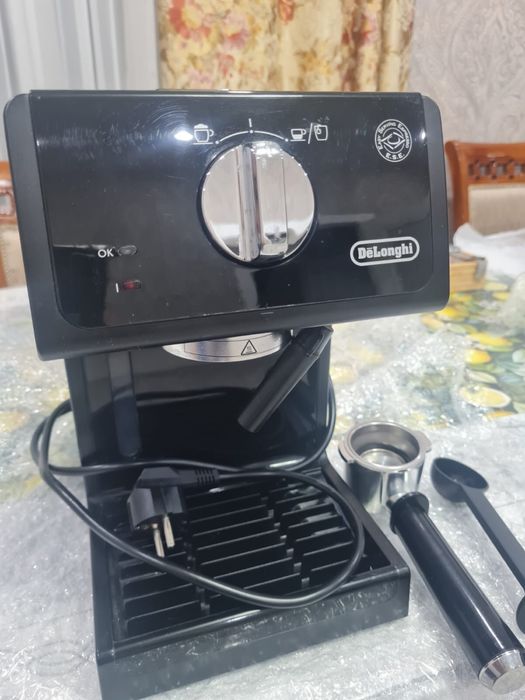 Кофемашина Delonghi