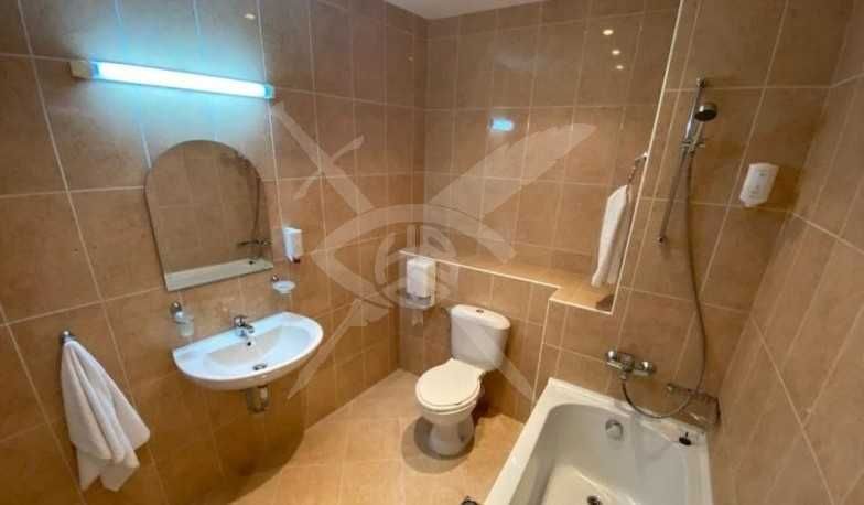 Продава се Двустаен апартамент в к.к. Слънчев бряг - 75 кв.м за 1214 €/кв.м - Снимка #3