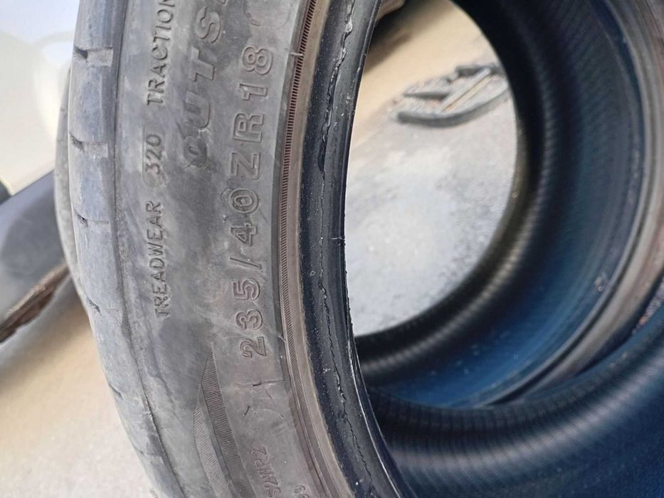 Гуми за автомобил