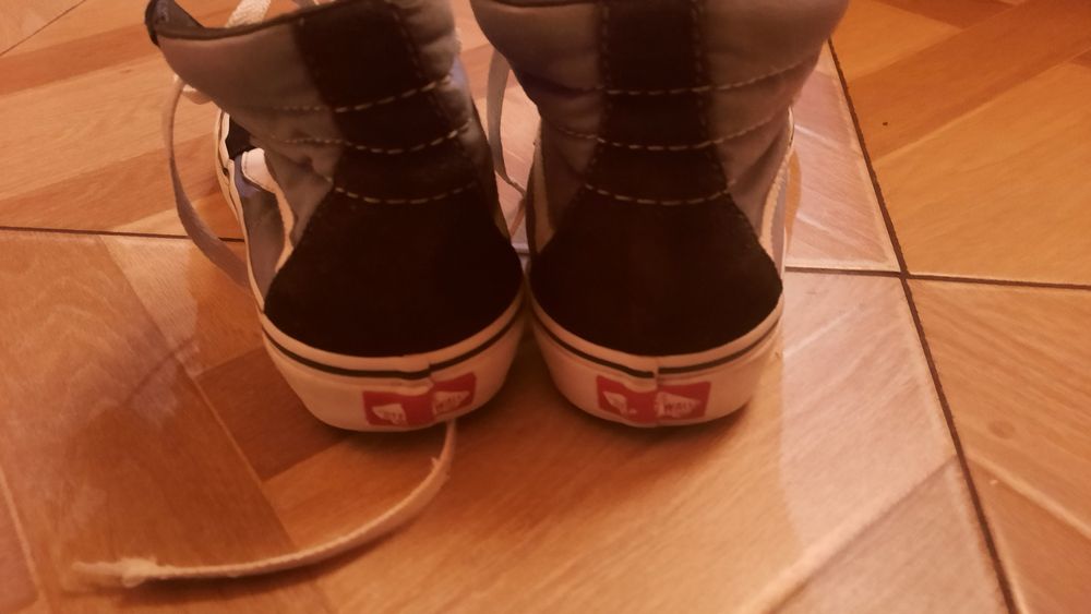 Vans papuci ridicati