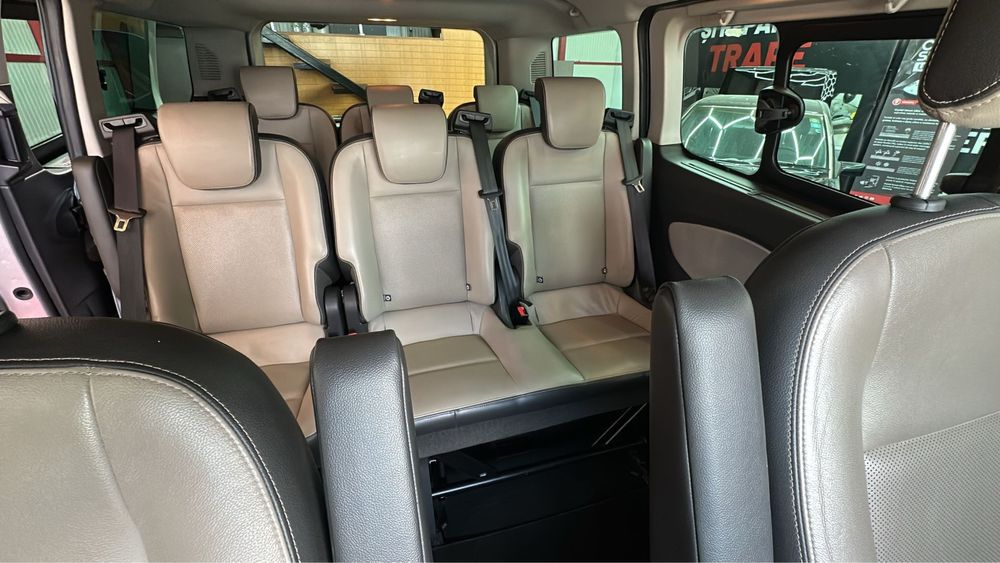 Ford Turneo Custom, 8 locuri, 2015