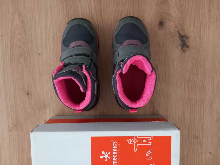 Детски ортопедични ботуши / боти Biomecanics