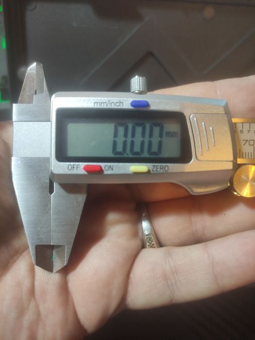 Штангель электронный