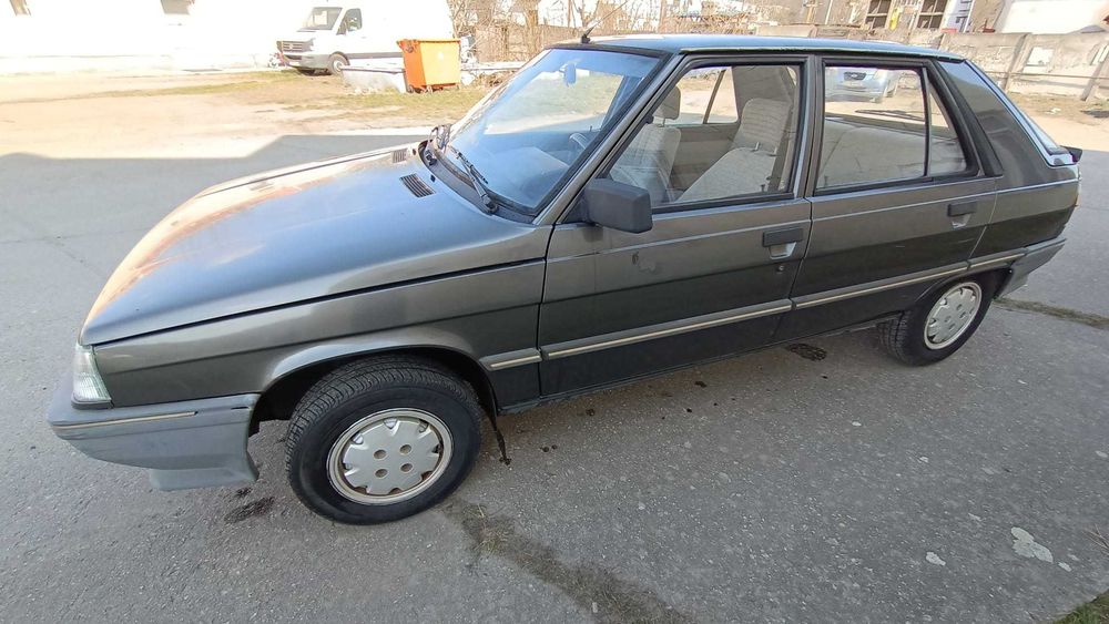 Renault 11 TS–1989–exemplar bine păstrat, kilometri reali