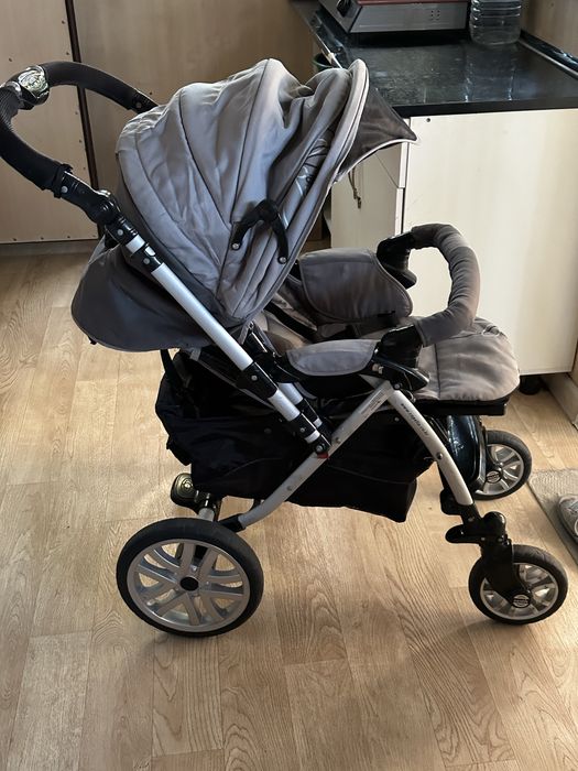 Детская коляска