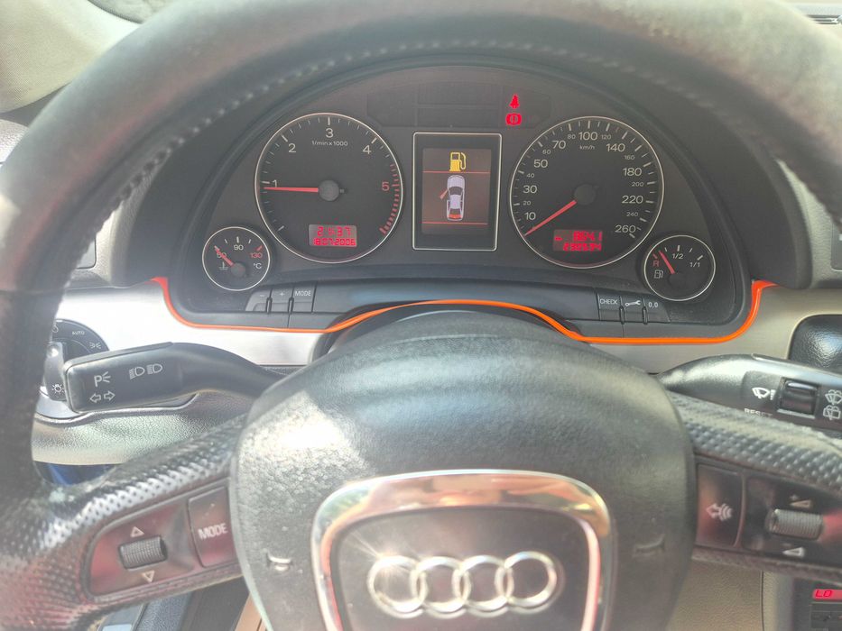 Audi A4 kombi 2.0 tdi