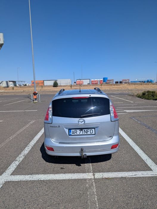 Vând Mazda 5 2009 2 litri benzina automată plus GPL