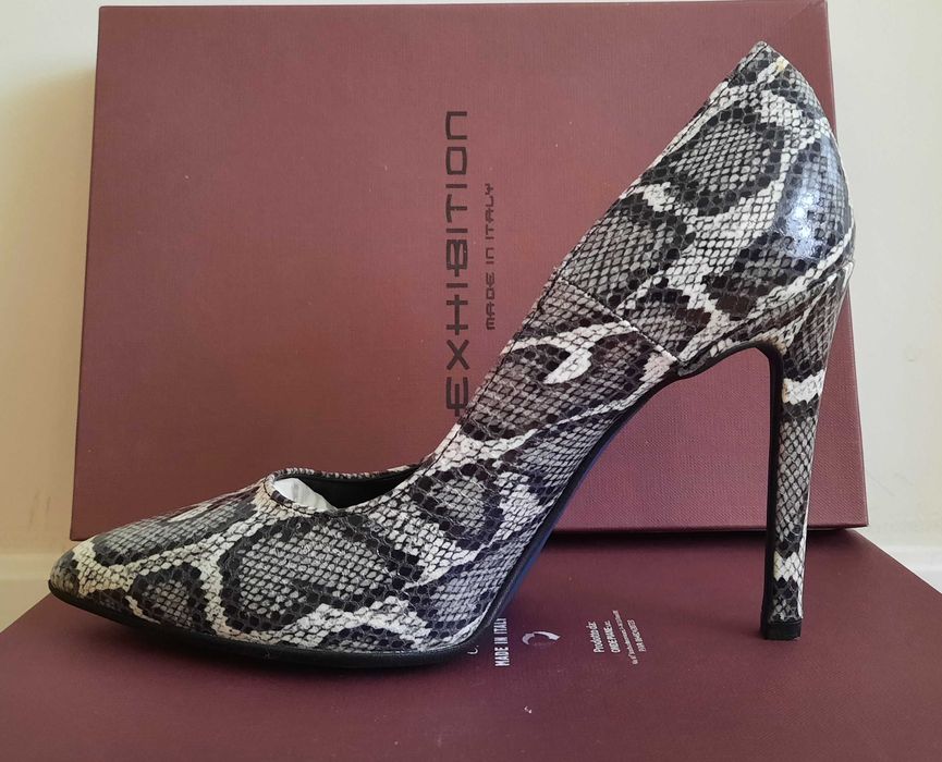 Стилни дамски обувки (чисто нови)