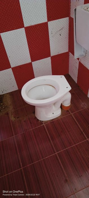 Chiuveta și vas wc