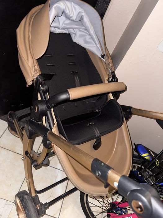 Коляска Teknum кожанная