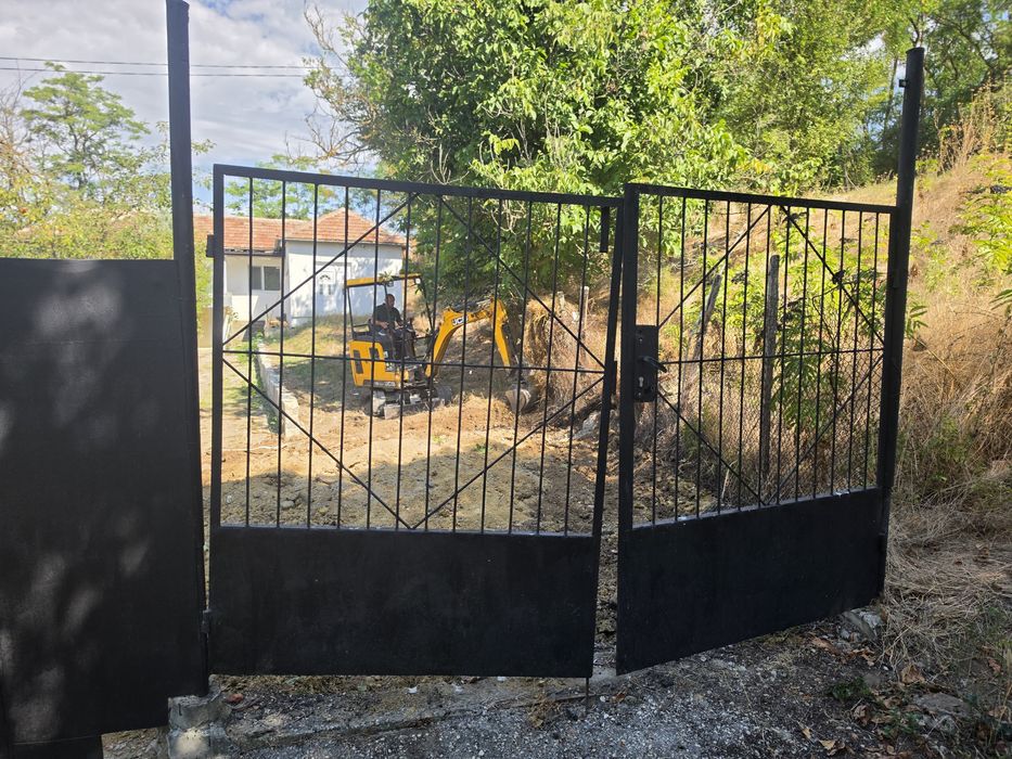 Двойна дворна порта + врата